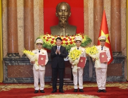 Ba Thứ trưởng Bộ Công an được thăng cấp bậc hàm Thượng tướng